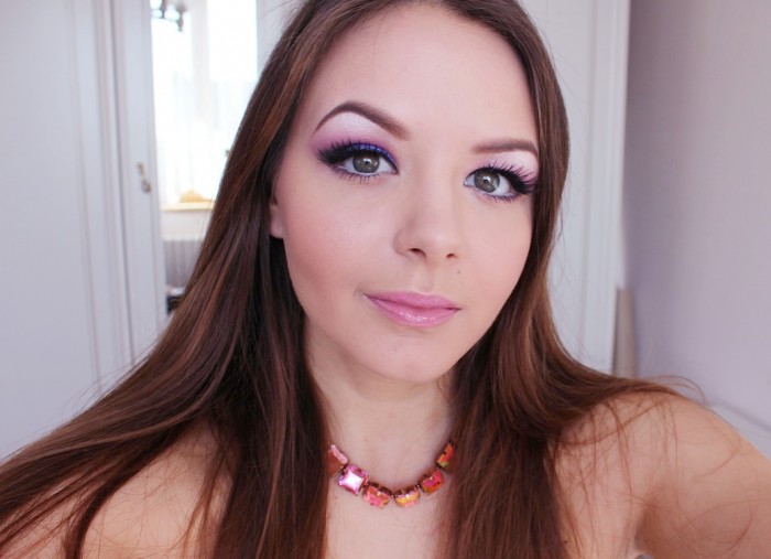 Purple galaxy eye makeup 