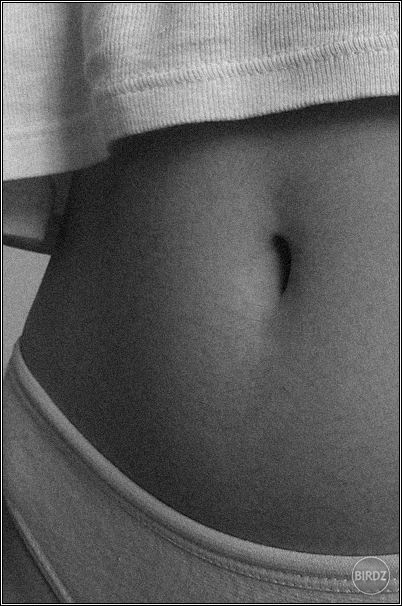 less than 50 shades of grey
BELLAs BELLE BELLY BUTTON