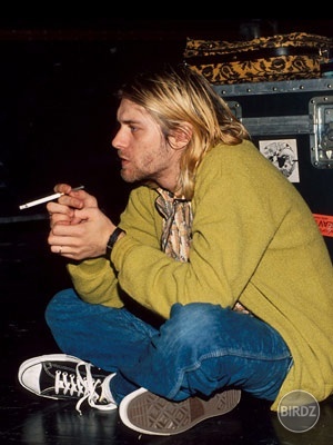 Aby ste si nemysleli,že to je nejaký shit z číňaku =D lebooo aj Kurt Cobain mal CONVERRRSE =)