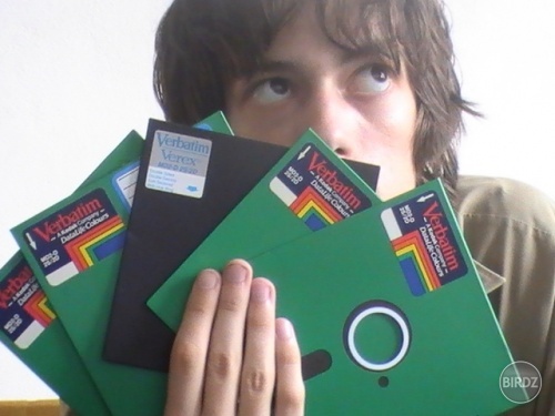 Toto boli asi prvé diskety, čo som mal v rukách. 