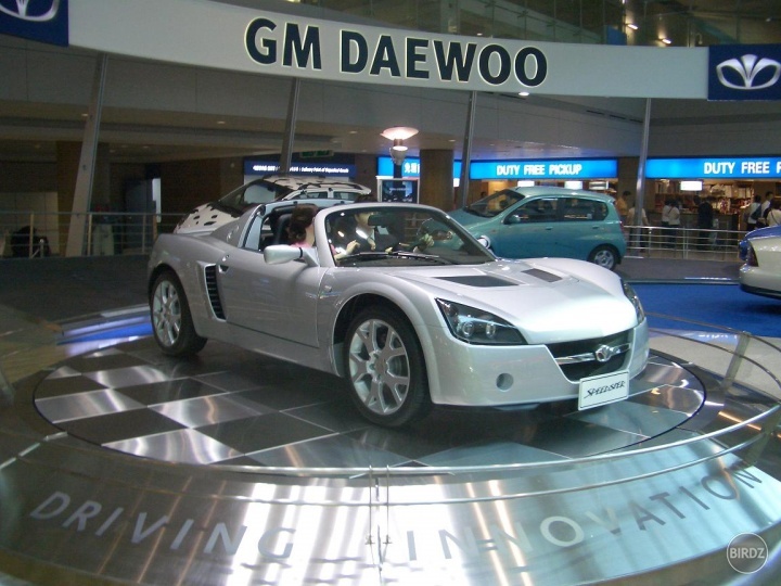 Daewoo Speedster Prototype
(predáva sa ako Opel Speedster)