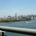 New York Skyline (fotka z auta na moste)