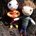 Edward a Bella - motané bábiky,výška 10cm, majú ohybné rúčky aj nôžky a sú vhodné ako prívesok napríklad na tašku