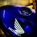 Romanko proste vie :) Život jak slovenský film ;-) Honda hornet 650 xiralic blue (2deci farby 45€) 
