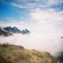 V Tatrach nad oblakmi. Dole prsi hore je pekne