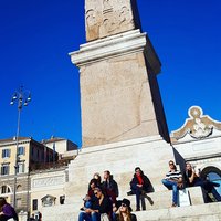 Obelisk na Piazza del Popolo