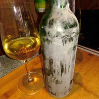 Uhadni koľko rokov toto vínko ležalo vo vinnej pivnici (: