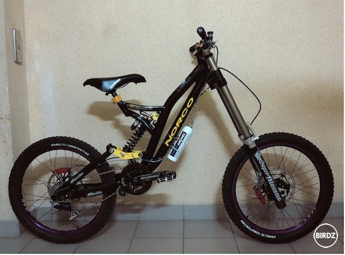 Norco A line (cca 2006) a marzocchi super monster s 300mm zdvihom.. Aasi by som si to chcel skusit :D 