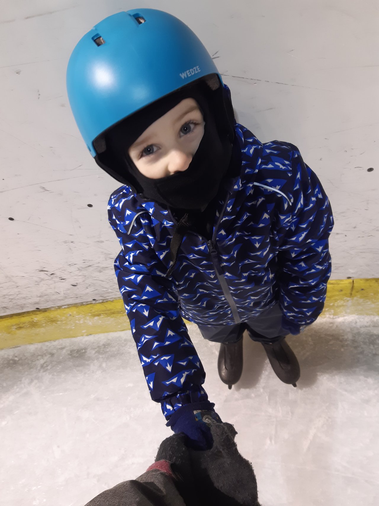 Dnes sme sa učili korčuľovať  :) ⛸