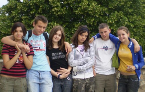 heh výletík:):):...moje triedne lásky len domuška tam chýba ale nefa