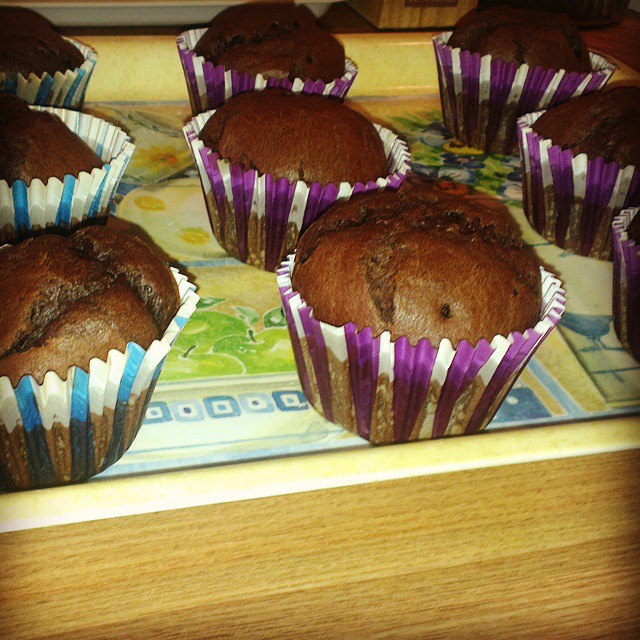 nedeľné banánové muffiny :) aneb, keď chcete zúžitkovať prezreté banány :) dosť mňamka a to banány neznášam :D