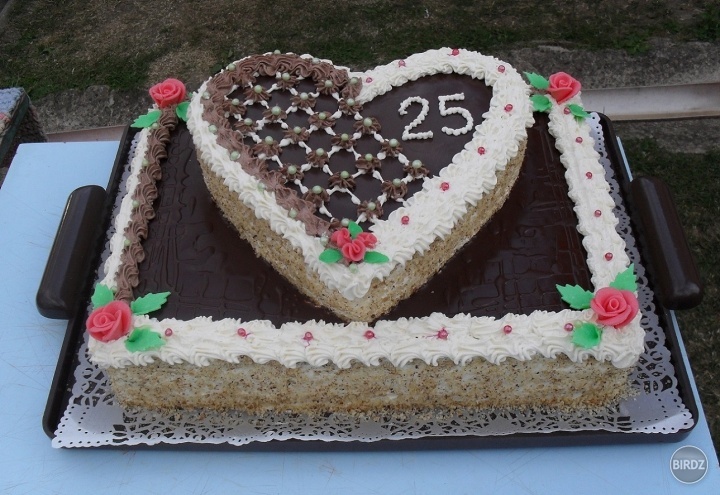 Takúto krásnu tortičku mali priateľovi rodičia na výročie :)
