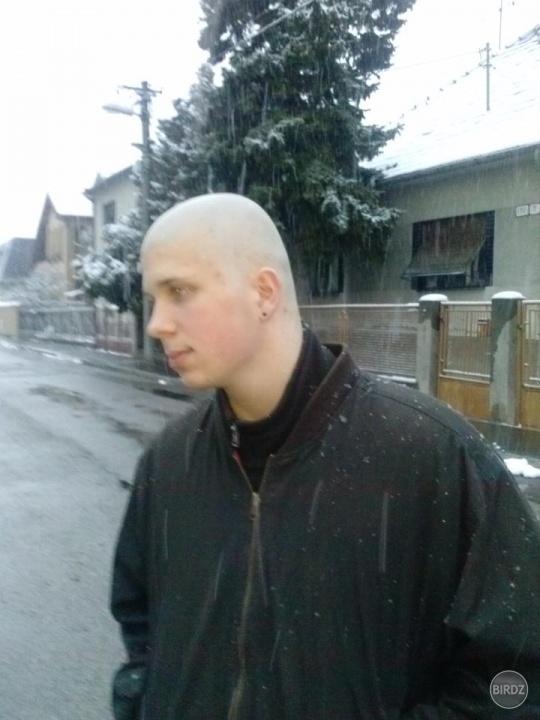Naušničkaaaa