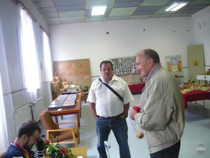 Ujovia čo zariadili výstavu Pán Sirotnak a pán Koszta inač by sme takú parádu nevydeli !!!