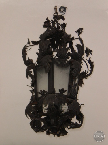 Červený kameň - lampa