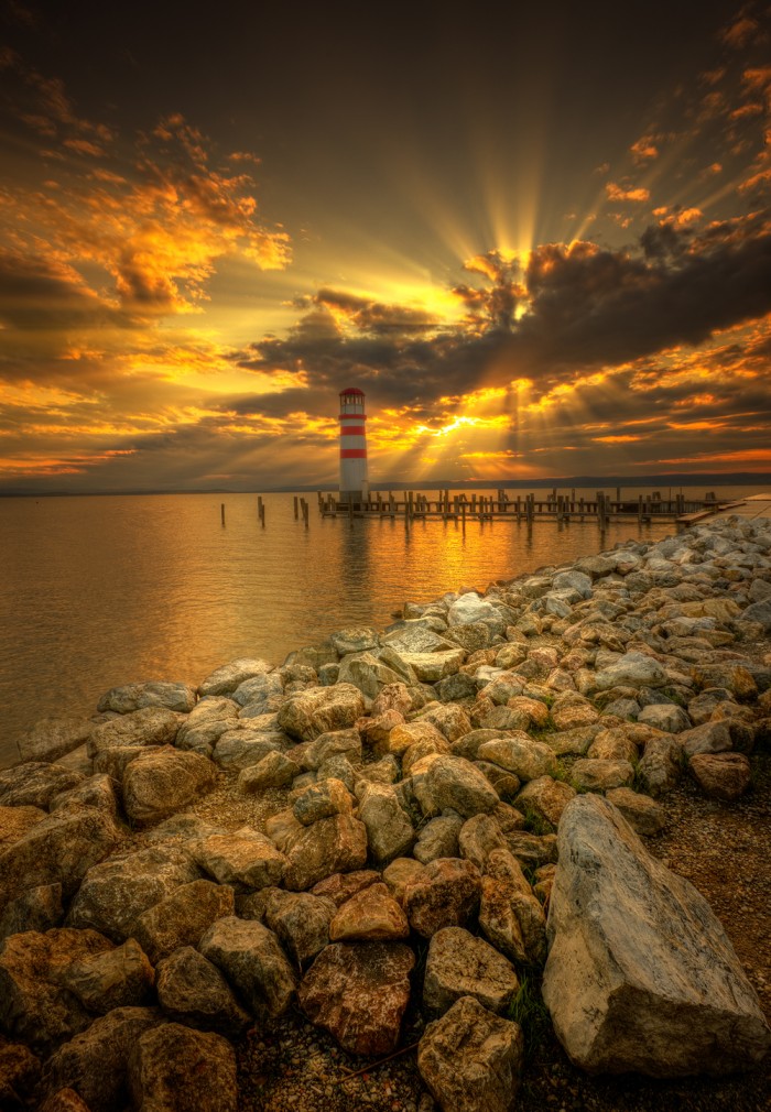 Neusiedler See, konkrétne maják v meste Podersdorf , super miesto na výlet, odporúčam 