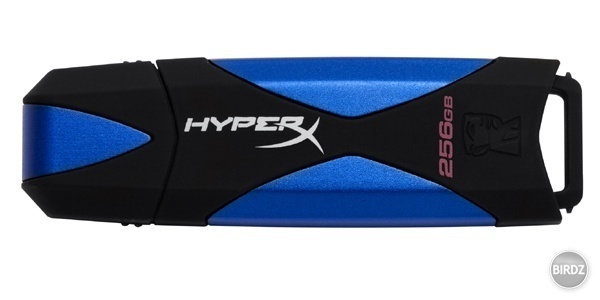 256 GB USB klúč 3.0
Rýchlosť čítania: USB 3.0: 225MB/s 
Rýchlosť zápisu: USB 3.0: 135MB/s 
Rozmery:
Dĺžka: 74.99 mm
Šírka: 23.29 mm
Výška: 15.9 mm
