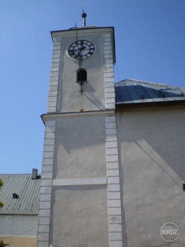 Červený kameň - hodiny