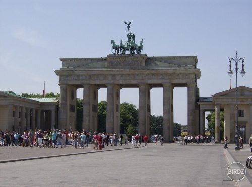 Brandenburg Tor (naživo je naozaj nádherna, na ten pocit nikdy nezabudnem)