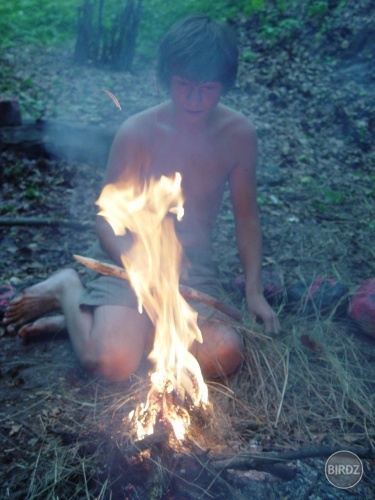 adam.... no skode ze on.... ale nič 