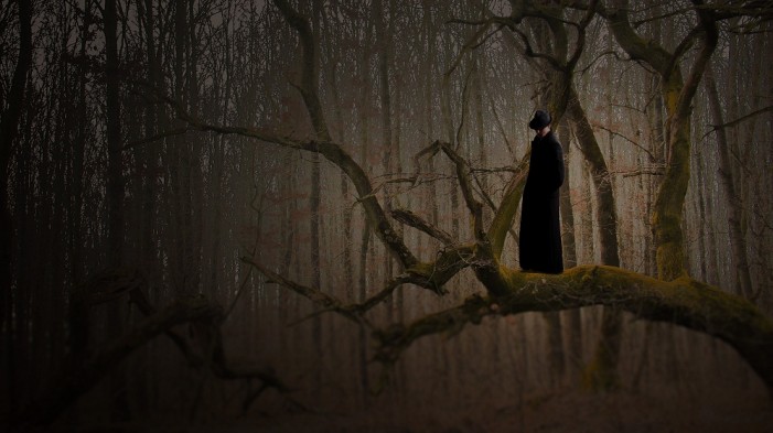evil in nature

https://www.facebook.com/lukasduranphoto