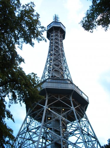 Pohľad na Petřín (deň)