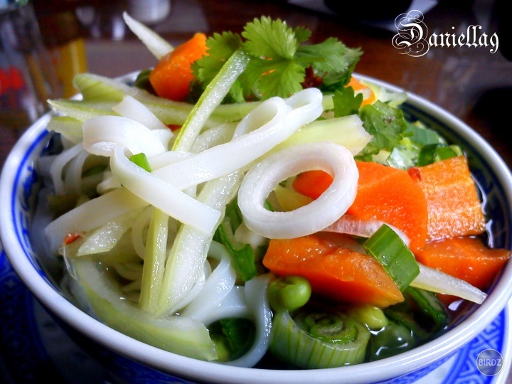 Zeleninová verzia vietnamskej polievky Pho.
