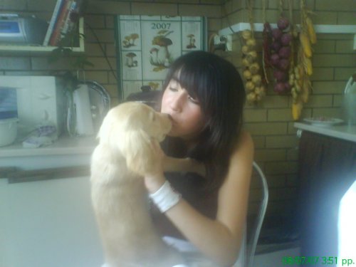 pečie sa.. =)a peso s nami =)
