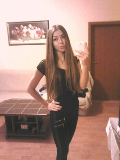 Uz mam zas ! Dlhy vlas ! ^o^