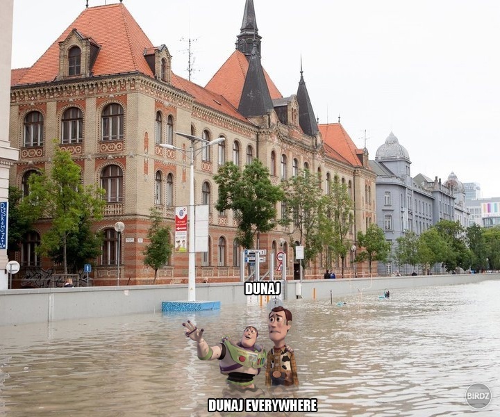 Už mi to lezie na nervy...všade kam sa pozriem samé správy o povodni. Po dlhej dobe som si otvoril photoshop :)
