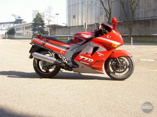na tej motorke jazdim s mojim kolegom.:-)