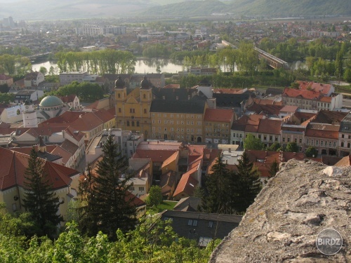 Panorama Trencina fotena, ako inak nez z hradby. ale tato foto sa mi vazne lubi