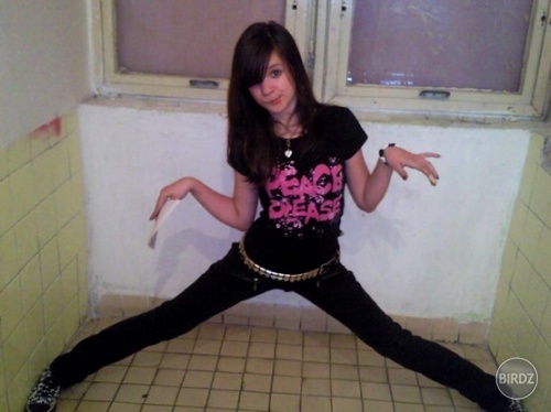 mandyy drsnaa gymnastkaa