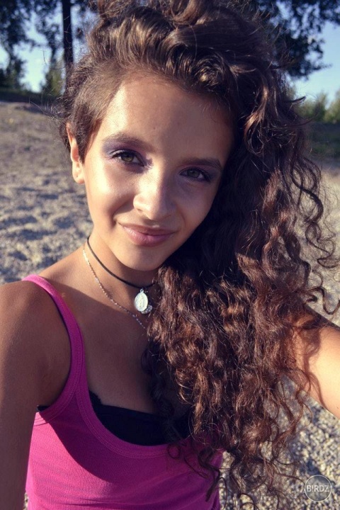 http://www.youtube.com/watch?v=8sPj0Ic8KQ8&feature=g-like  ;) ♥