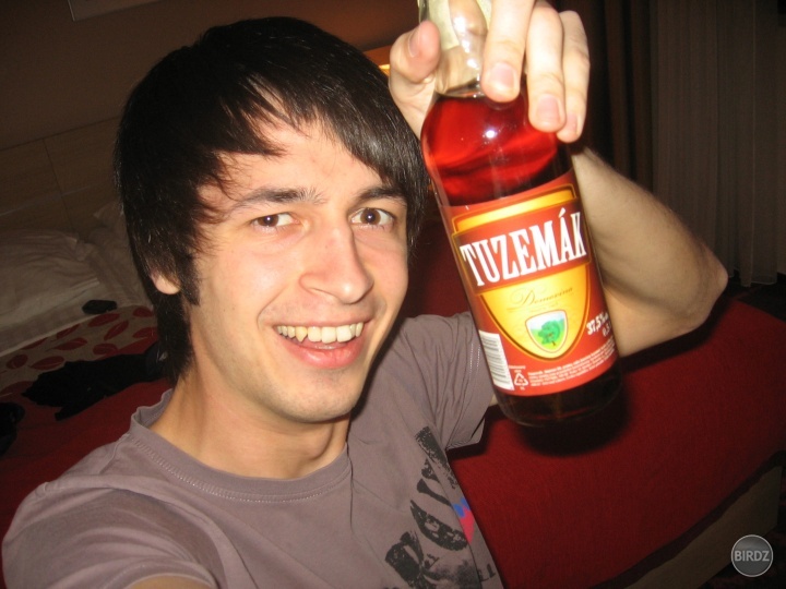 venovaná @n0win0u lebo som na výlete v prahe a aj tam treba piť náš rodný nápoj.. a chcem si s nim už vypiť!