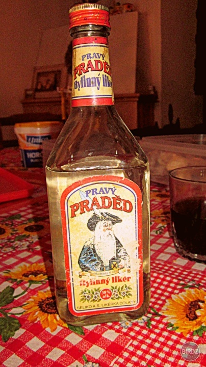 hmm sme obmedzení vodkami, fernetmi, teqilami...a čo Praděd? :P ...rok výroby: 1994, nie nie som alkoholik ;-)