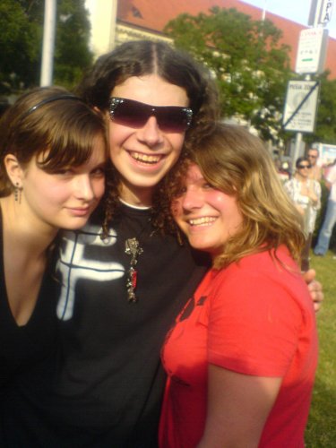 Super zlozenie....katka,majko,sonicka=)