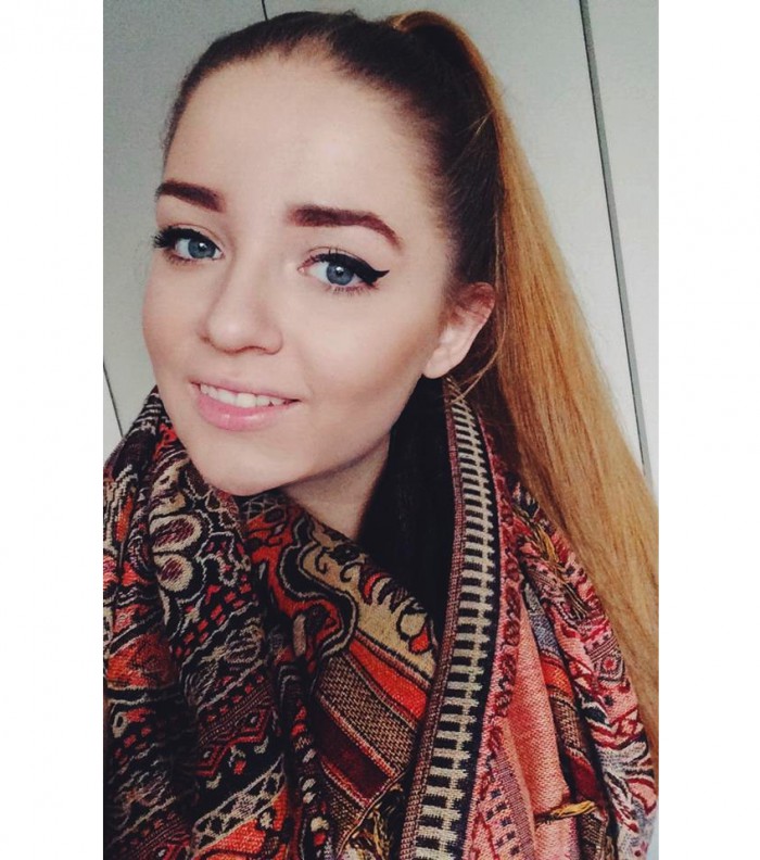  prvý krát sa usmievam na fotke, sama neverím :D