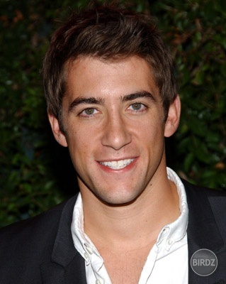 Jonathan Togo..zase...preco s anaho musi jedne chalan podobat ?! :) Oni obaja su tak sexi... :D