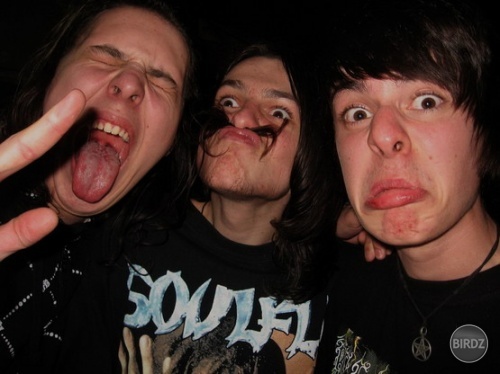 tak toto su ksichty oh =D bratranec milan, alex a berco, metalovy koncert v LM