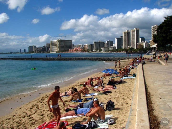 Queens Surf Beach