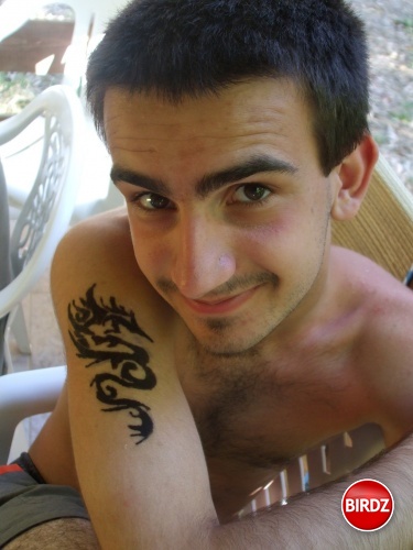 Moje zlatino...nemôžem si pomôcť, vyzerá tu ako šteniatko:D