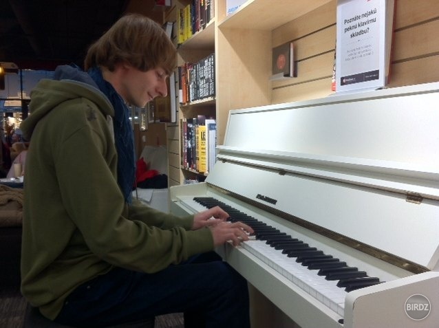 milujem hranie na klavíri