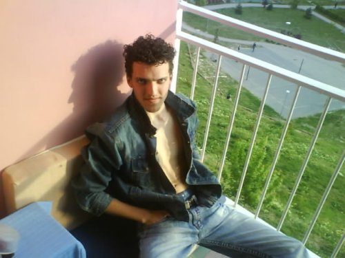 u mna na balkone..