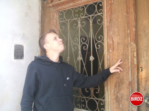 Jozko pri brane :D Toten typicky badatelsky pohlad :D