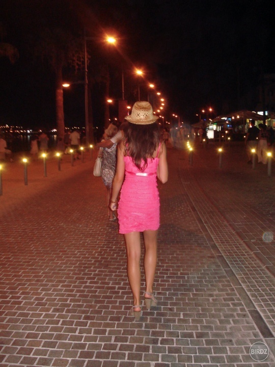 Do you want to go to the seaside? 