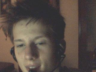 a zaS zA Pc :> 