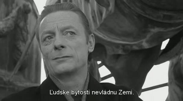  tak ďaleko, tak blízko