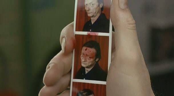 Identita. Bez identity si nikto, Raphaela.