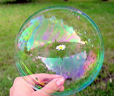 i love bubbles and flowers